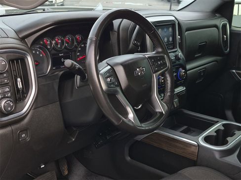 Used 2021 Chevrolet Silverado 1500 LT Trail Boss w/ Bed Protection Package image 29