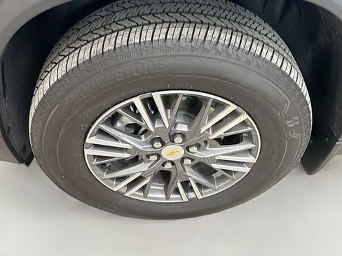 Used 2026 Chevrolet Traverse LT w/ Driver Confidence Package image 34