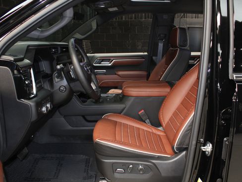Used 2026 GMC Sierra 1500 Denali Ultimate AWD/4WD image 47