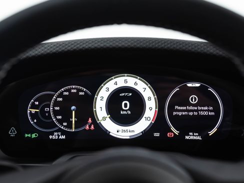 Used 2026 Porsche 911 GT3 RWD image 40