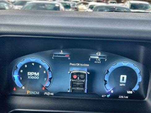 New 2025 Ford Bronco Badlands image 17