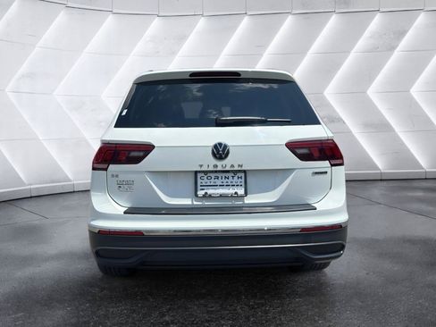Used 2024 Volkswagen Tiguan SE AWD/4WD image 6