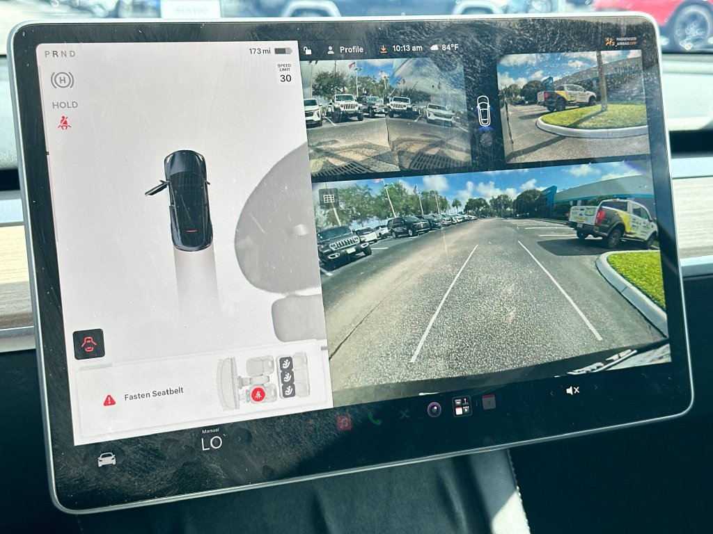 Used 2024 Tesla Model Y Long Range AWD/4WD image 13