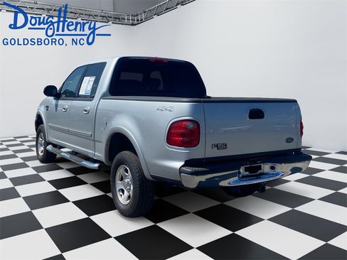 Used 2003 Ford F150 XLT image 3