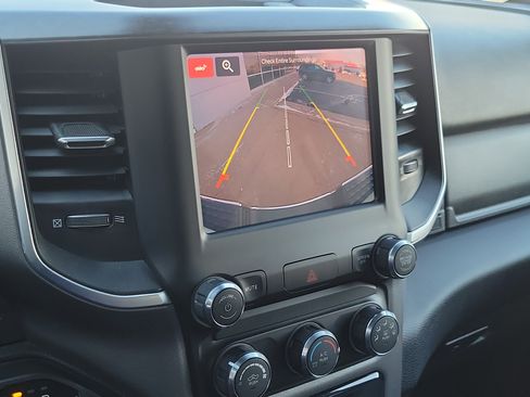 Used 2024 RAM 2500 Big Horn w/ Bed Utility Group image 17