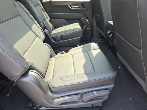 New 2026 GMC Yukon XL Denali w/ Advanced Technology Package AWD/4WD image 22