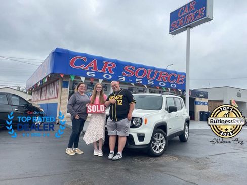 Used 2020 Jeep Renegade Sport w/ Sport Appearance Group FWD image 2