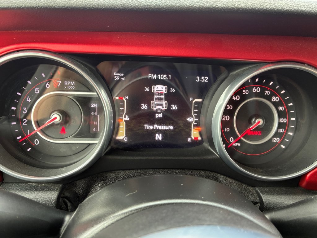 Used 2018 Jeep Wrangler Unlimited Rubicon AWD/4WD image 5