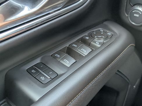 Used 2024 Chevrolet Tahoe Premier RWD image 22