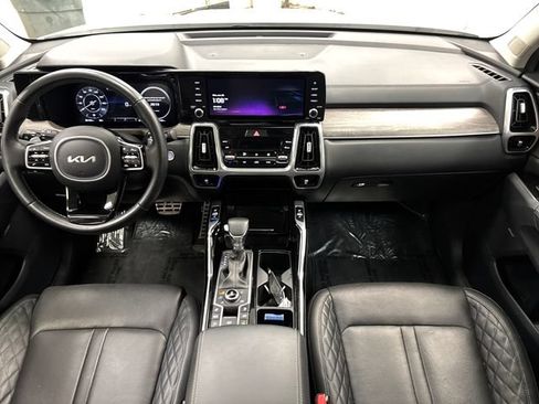 Used 2022 Kia Sorento SX Prestige AWD/4WD image 11