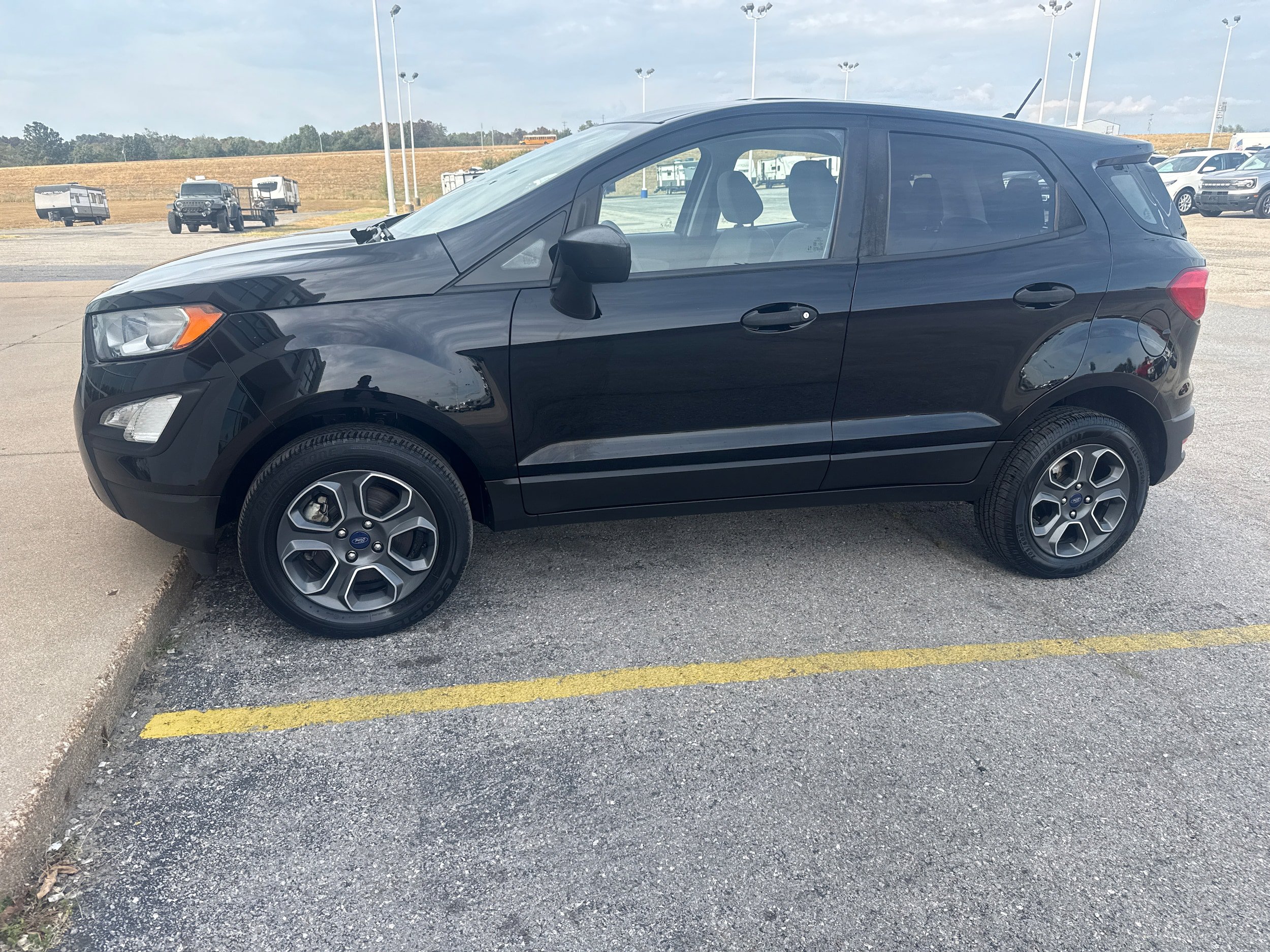 Used 2021 Ford EcoSport S AWD/4WD image 1