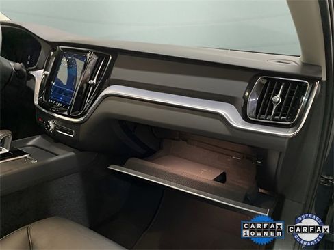 Used 2025 Volvo S60 B5 Core image 82