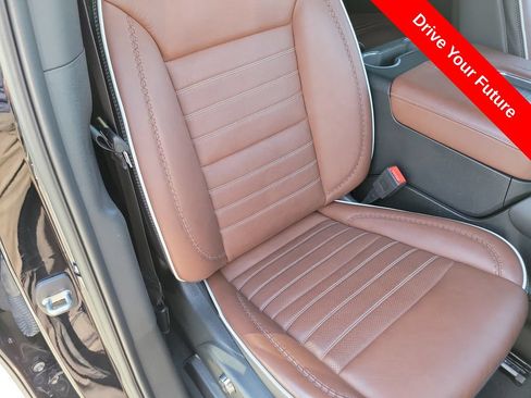 Used 2023 GMC Yukon XL Denali Ultimate AWD/4WD image 21
