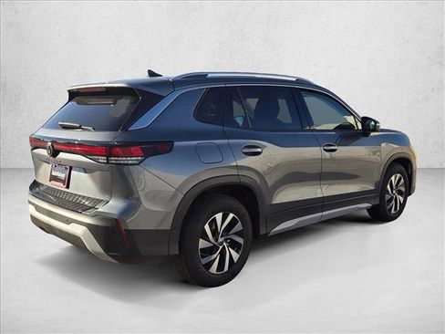 New 2025 Volkswagen Tiguan S image 2