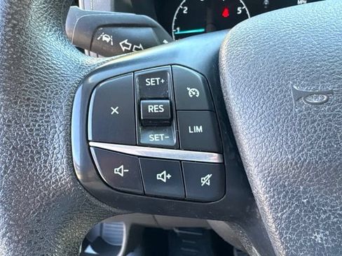 Used 2022 Ford Transit 250 Medium Roof AWD image 27