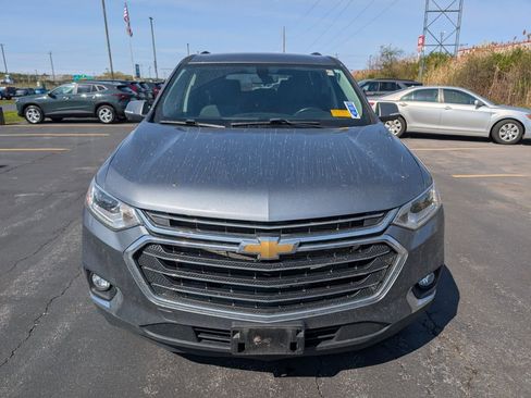 Used 2021 Chevrolet Traverse LT AWD/4WD image 2