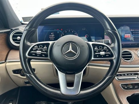 Used 2019 Mercedes-Benz E 300 image 22
