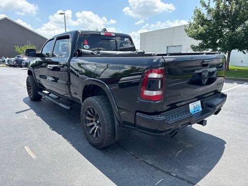 Used 2019 RAM 1500 Laramie AWD/4WD image 8