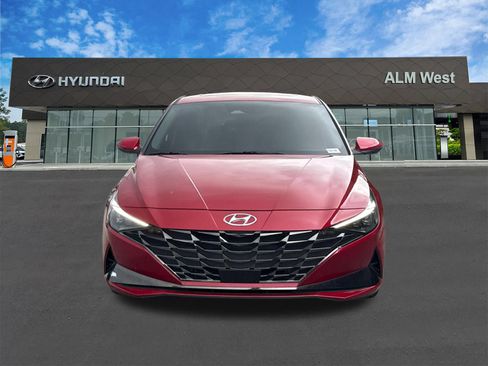 Used 2023 Hyundai Elantra Limited FWD image 2