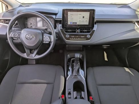 Used 2025 Toyota Corolla LE w/ Convenience Package FWD image 16