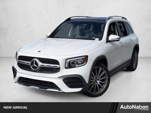 Certified 2023 Mercedes-Benz GLB 250 image 1