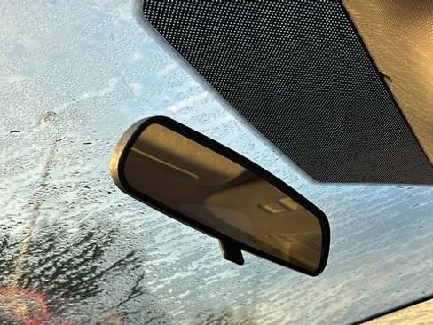 Used 2018 Ford Focus SE FWD image 20