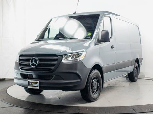 Used 2026 Mercedes-Benz Sprinter 2500 image 3