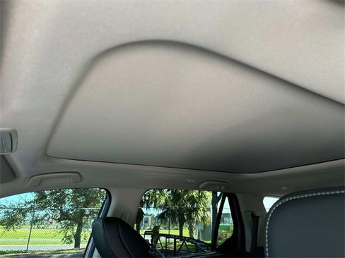 New 2025 Honda Pilot Touring image 35