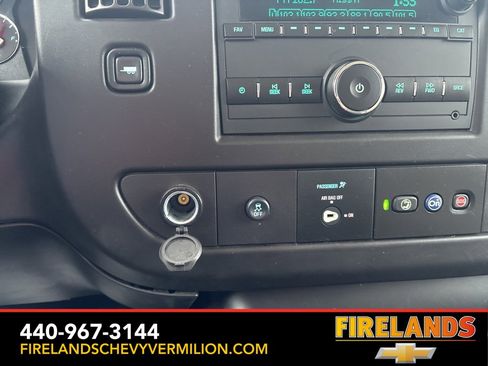 Used 2024 Chevrolet Express 3500 LT w/ LT Preferred Equipment Group image 19