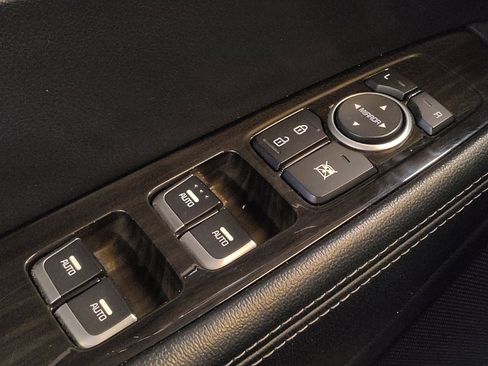 Used 2020 Kia Sorento FWD V6 image 27
