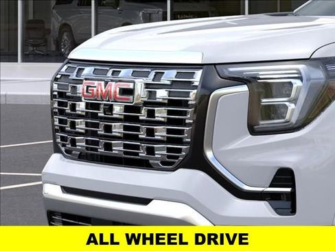 New 2026 GMC Terrain Denali AWD/4WD image 13