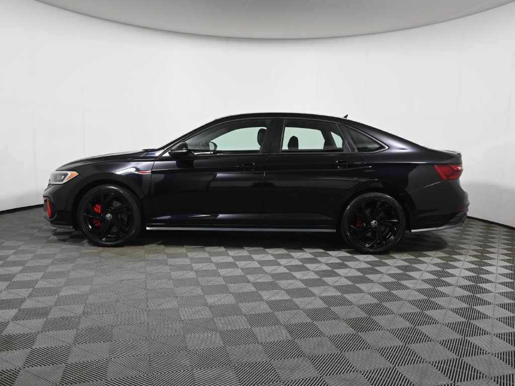 Used 2023 Volkswagen Jetta GLI Autobahn FWD image 2
