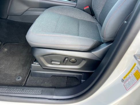Certified 2025 Ford Explorer Active AWD/4WD image 8