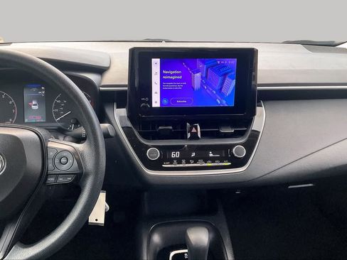 Used 2024 Toyota Corolla LE FWD image 7