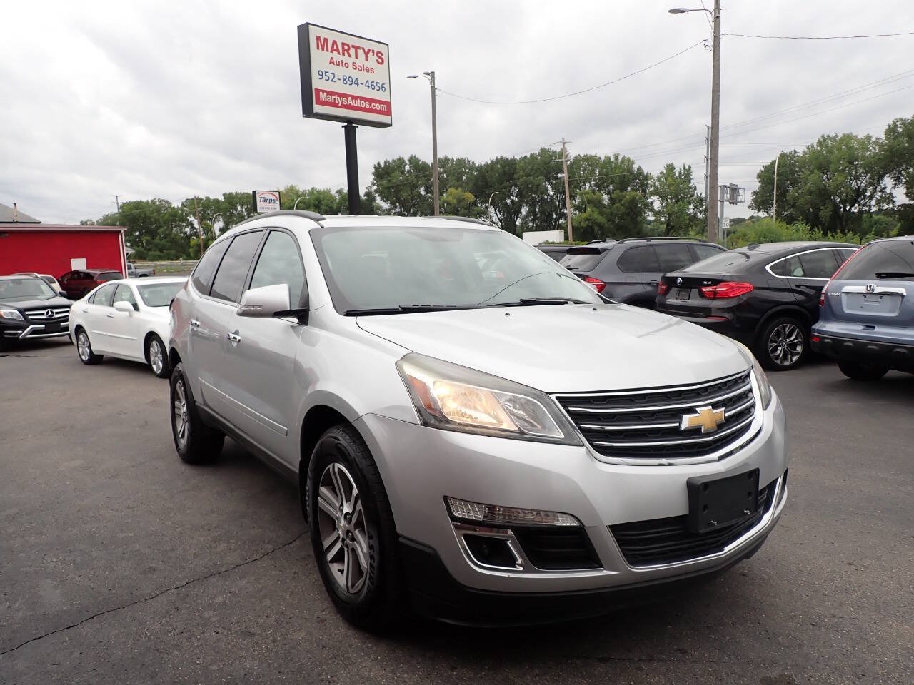 Used 2016 Chevrolet Traverse LT AWD/4WD image 1