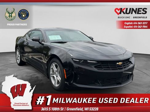 Used 2023 Chevrolet Camaro LT RWD image 1
