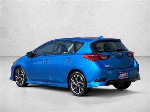 Used 2017 Toyota Corolla iM image 6