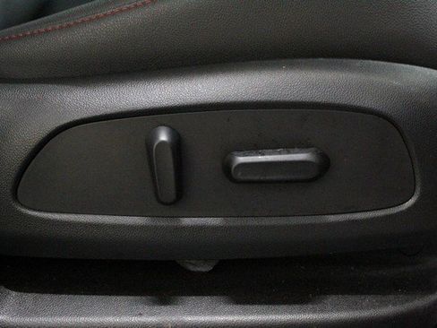 Certified 2023 Chevrolet Blazer RS w/ Driver Confidence II Package image 11