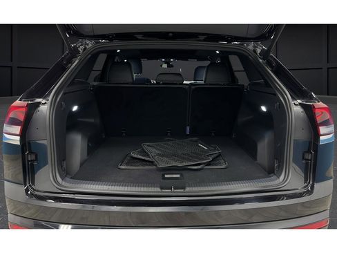 Used 2024 Volkswagen Atlas Cross Sport SEL R-Line image 26