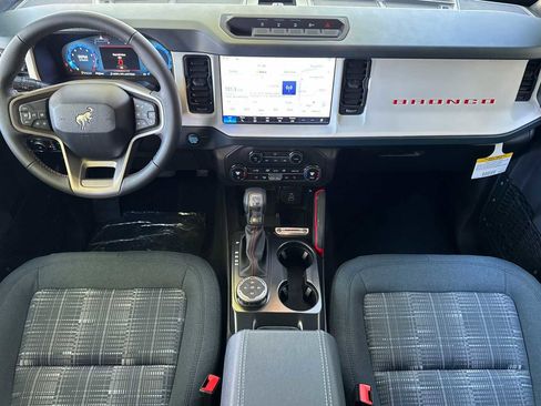 New 2026 Ford Bronco Heritage Edition AWD/4WD image 17