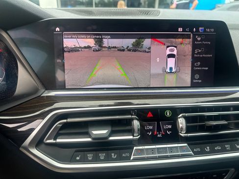 Used 2019 BMW X5 xDrive40i w/ M Sport Package AWD/4WD image 9