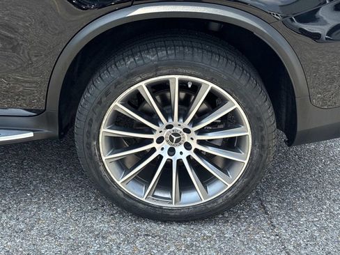 Used 2023 Mercedes-Benz GLC 300 4MATIC Coupe image 4