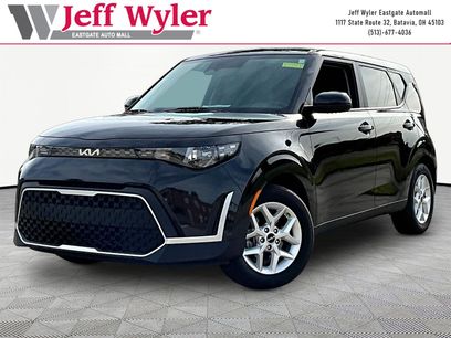 Used 2025 Kia Soul LX
