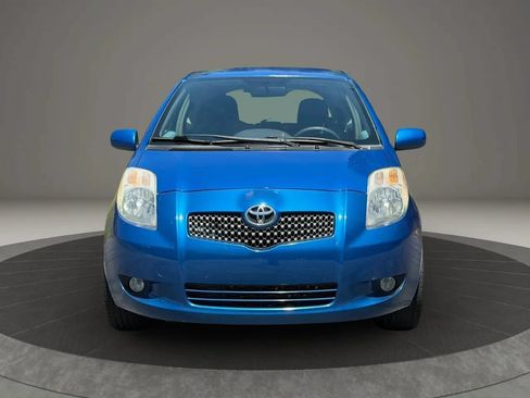 Used 2008 Toyota Yaris S FWD image 2