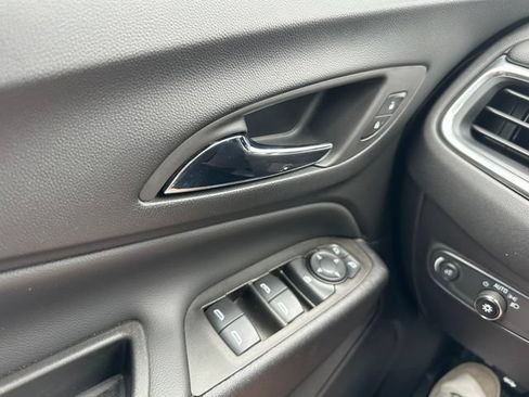 Used 2024 Chevrolet Equinox LT w/ LPO, Floor Liner Package AWD/4WD image 18