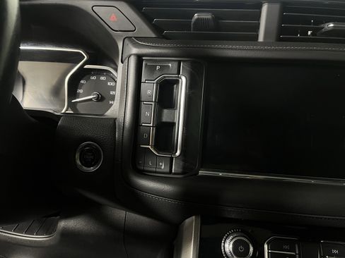 Used 2021 GMC Yukon Denali image 14