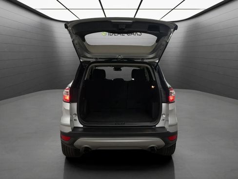 Used 2018 Ford Escape SE w/ Ford Safe & Smart Package AWD/4WD image 19