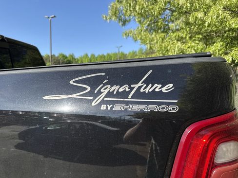 Used 2022 RAM 3500 Laramie image 12