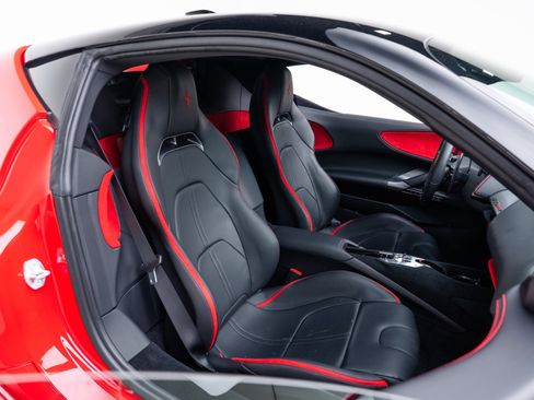 Used 2023 Ferrari SF90 Stradale image 15