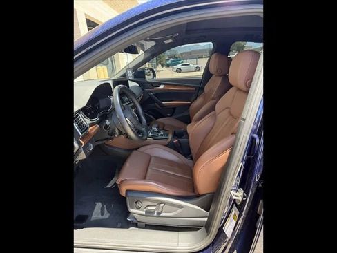Used 2023 Audi Q5 2.0T Premium Plus w/ Premium Plus Package AWD/4WD image 10